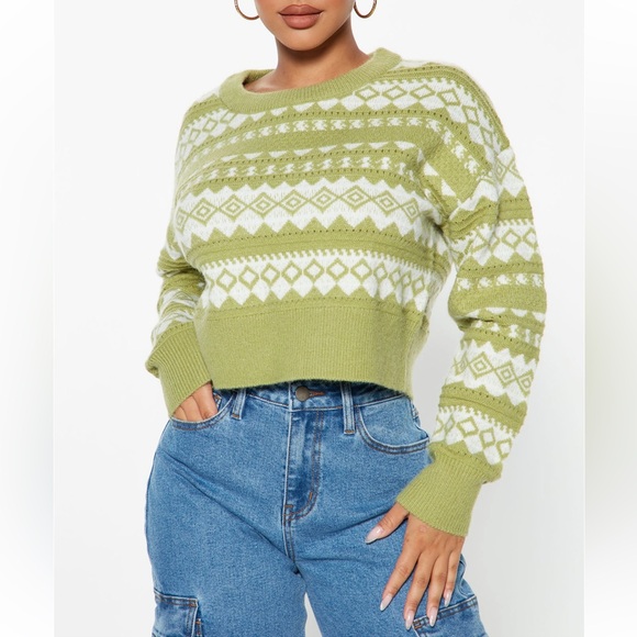 Fashion Nova Green Sweater - Picture 2 of 5